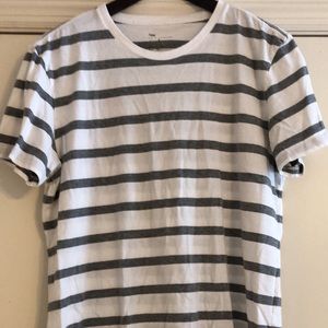 GAP T-shirt